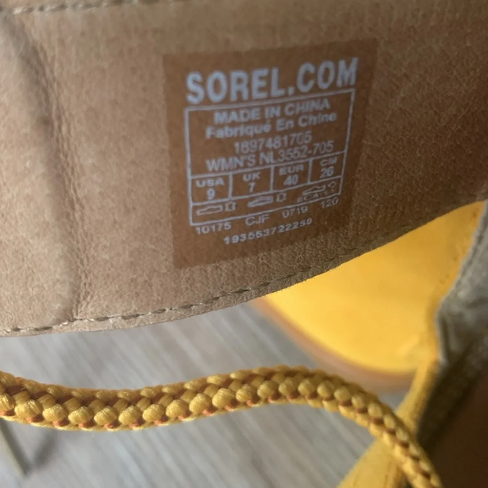 Sorel Joanie II Lace - Golden Yellow Wedge Size 9 - Picture 13 of 15